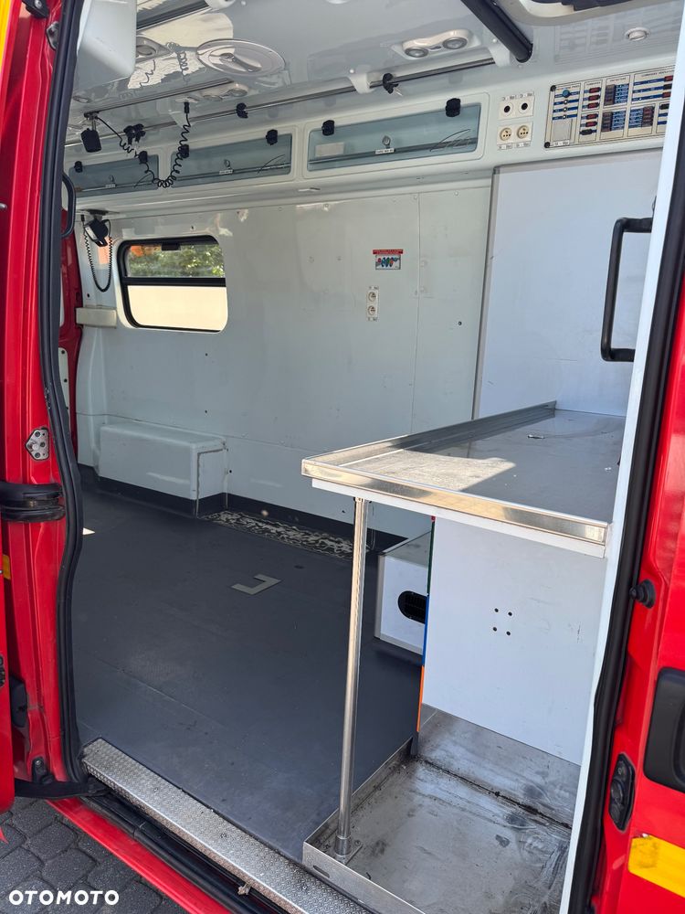 Renault Master L3H2 2010r. Webasto 2xDrzwi Przesuwne Ambulans Ambulance Karetka Pogotowie - 8