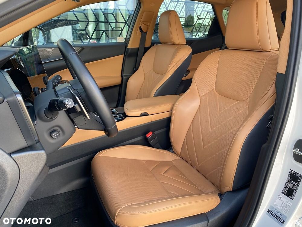 Lexus NX 350h Omotenashi AWD - 7