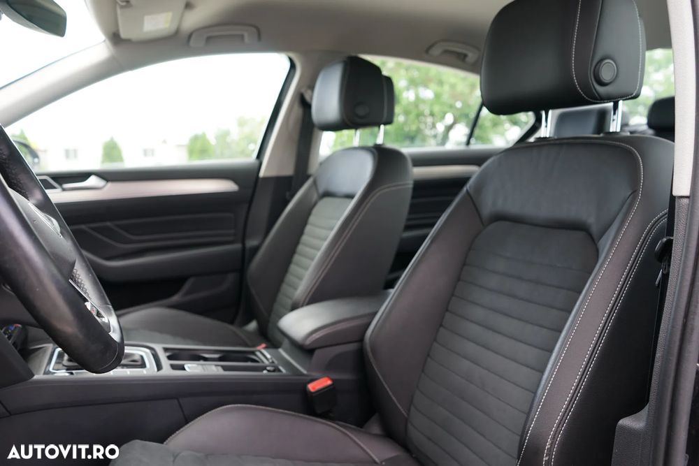 Volkswagen Passat 2.0 TDI DSG 4Mot Highline - 13