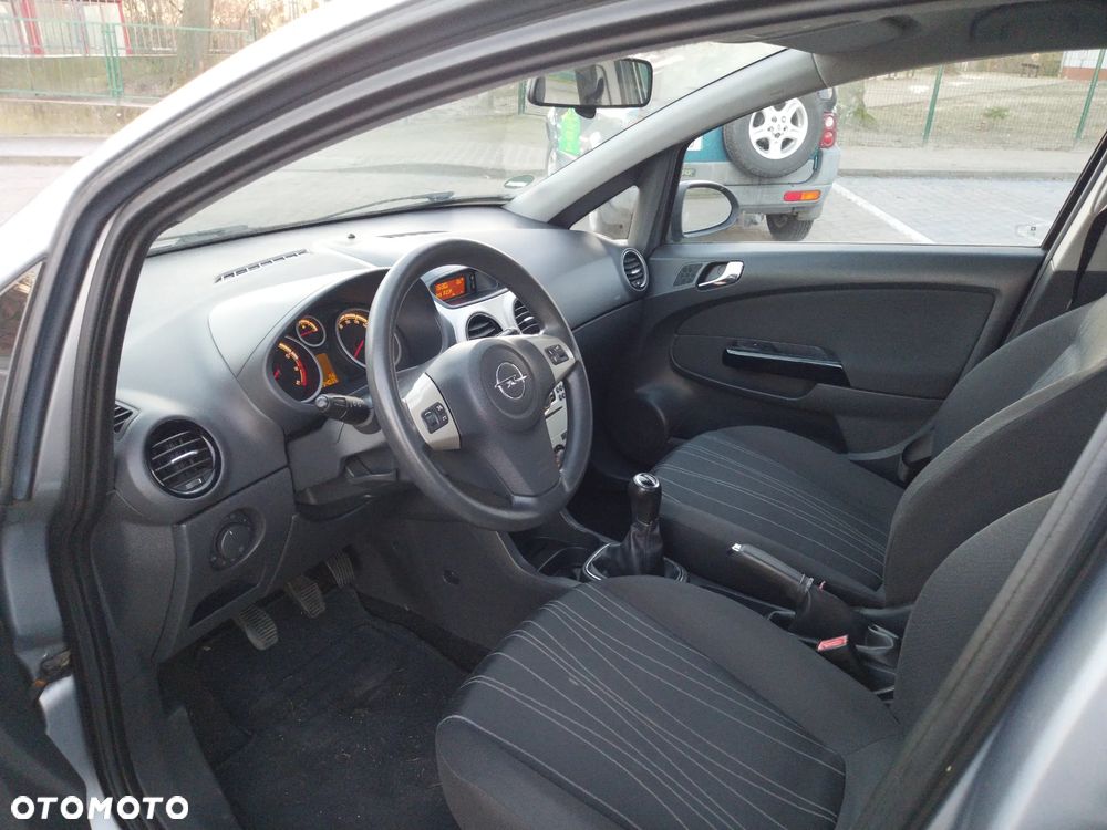 Opel Corsa 1.2 16V Edition - 14