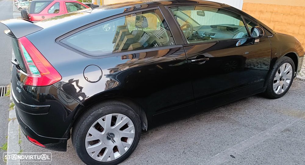 Citroën C4 1.6 HDi 110 VTR - 10