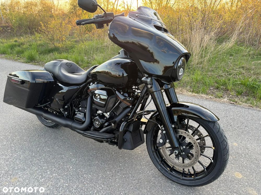 Harley-Davidson Touring Street Glide - 3