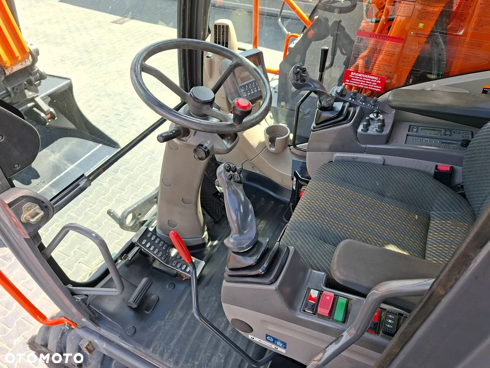 Hitachi ZX140 ROTOTILT - 3