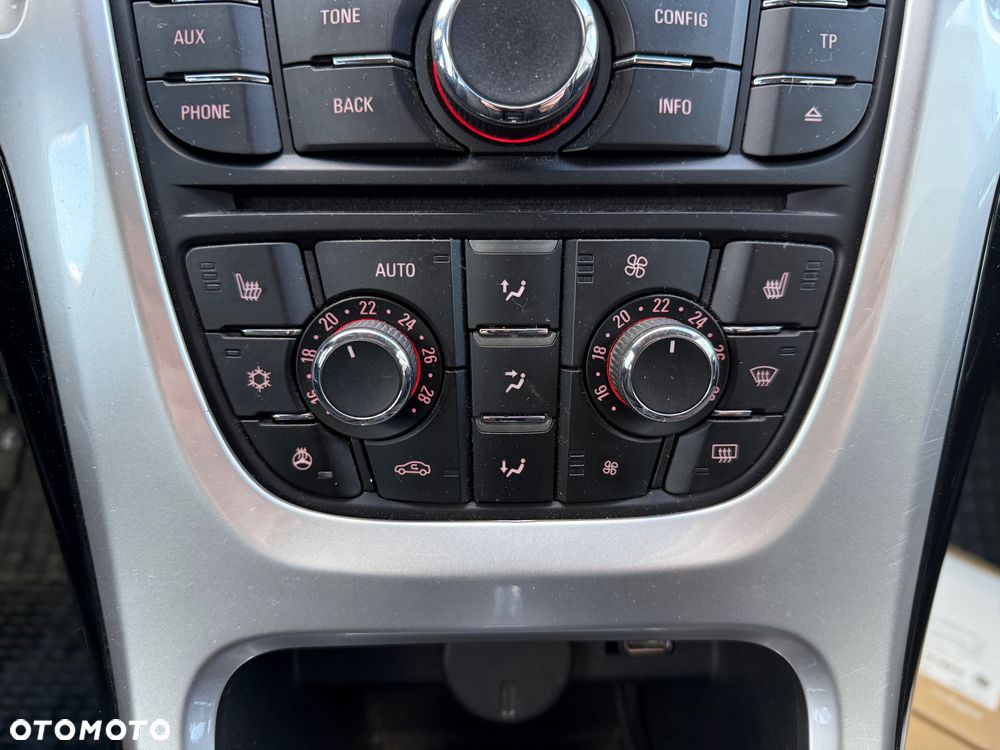 Opel Astra 1.4 T Cosmo - 16