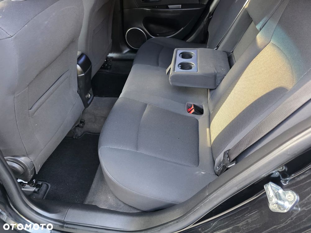 Chevrolet Cruze - 17