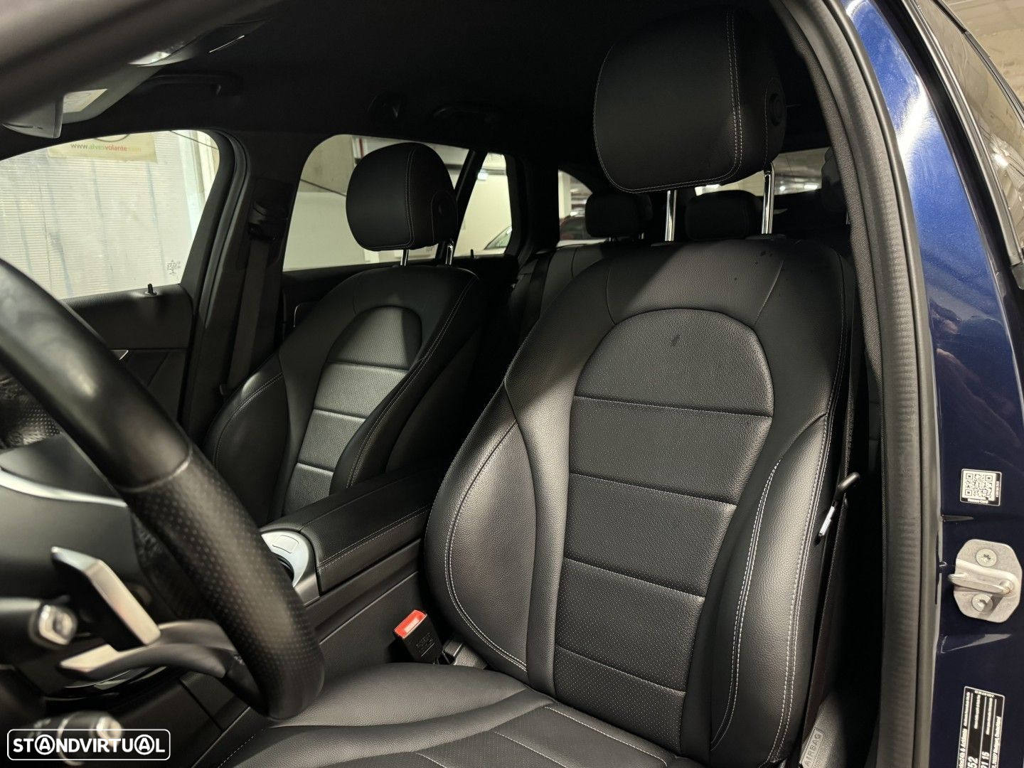 Mercedes-Benz C 300 h AMG Line - 33