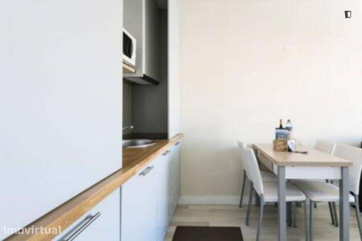 Apartamento com 1 quartos - localizado em Santo Ildefonso Porto - Grande imagem: 3/15