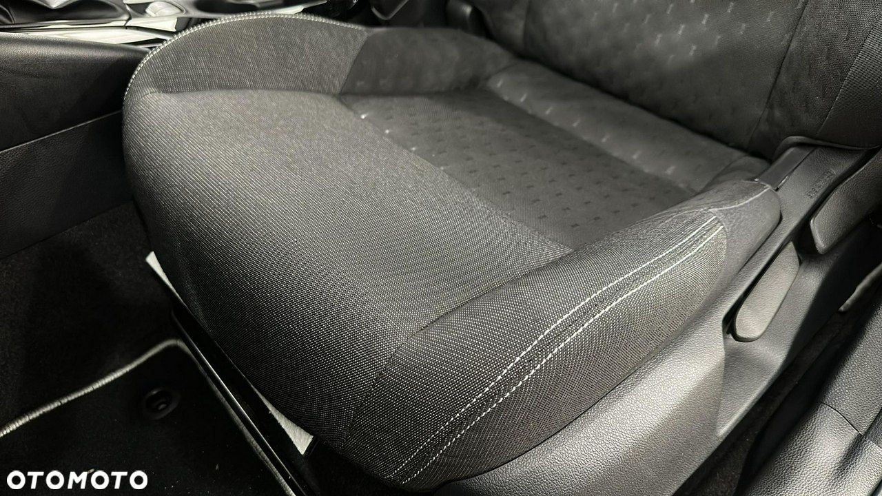 Toyota Corolla - 15