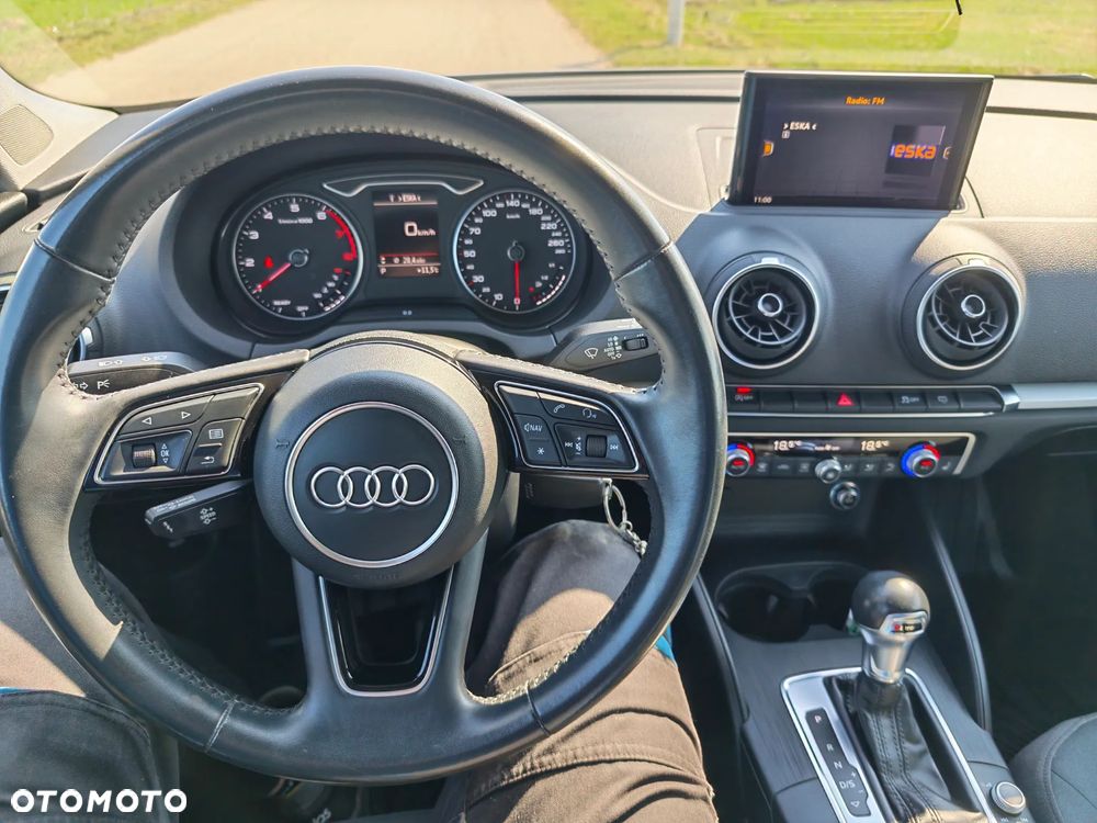 Audi A3 Sportback 30 TFSI S tronic - 16