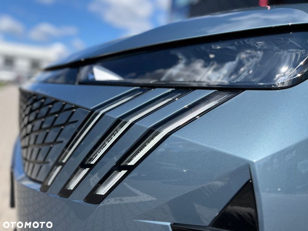 Peugeot 5008 - 11