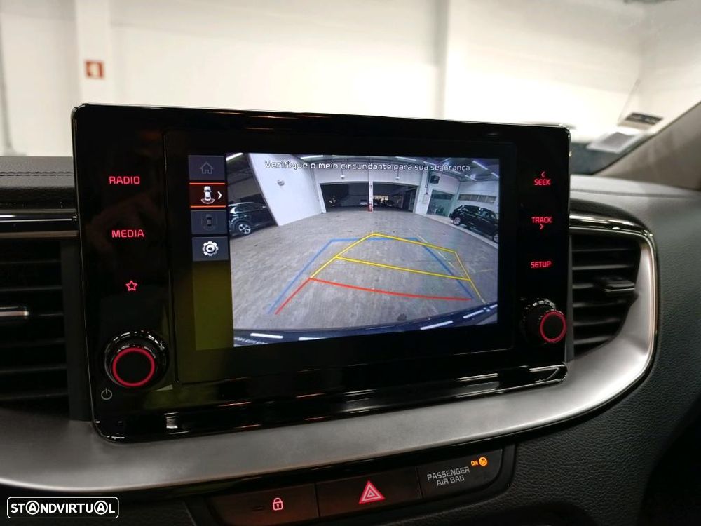 Kia XCeed 1.6 GDi PHEV Drive - 9