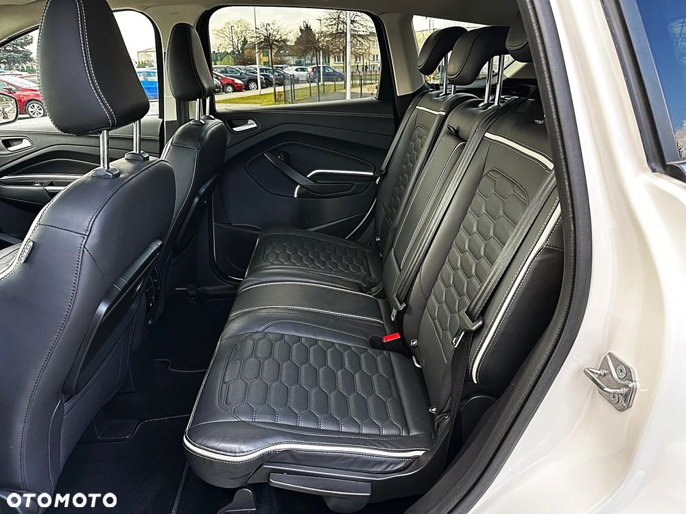 Ford Kuga - 21