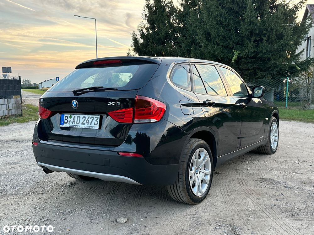 BMW X1 xDrive18d xLine - 10