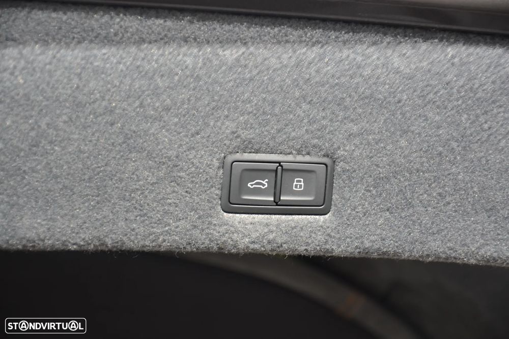 Lamborghini Urus 4.0 V8 - 52