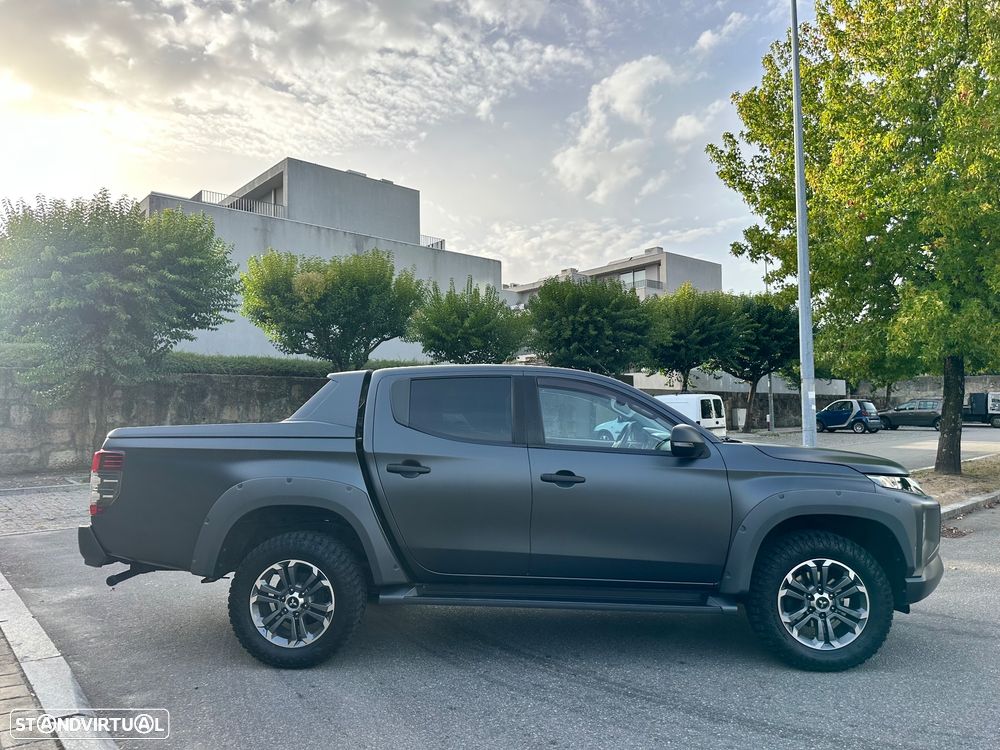 Mitsubishi L200 - 16