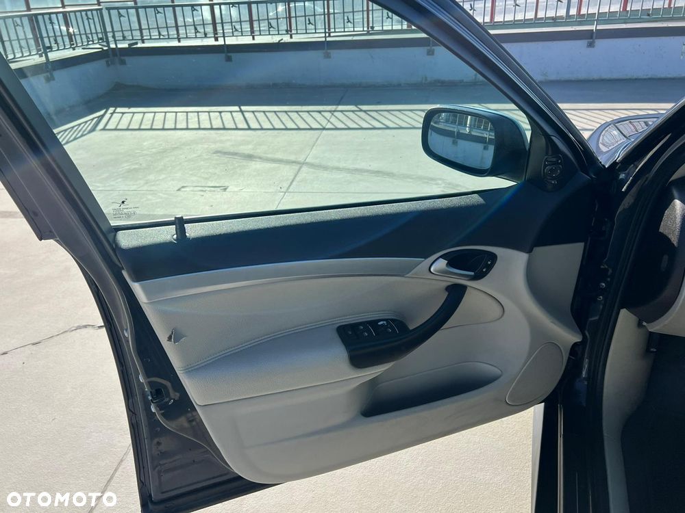 Saab 9-3 2.0T Aero - 15