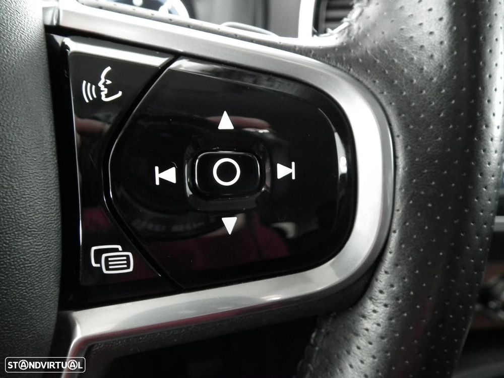 Volvo XC 90 2.0 D4 Inscription - 32