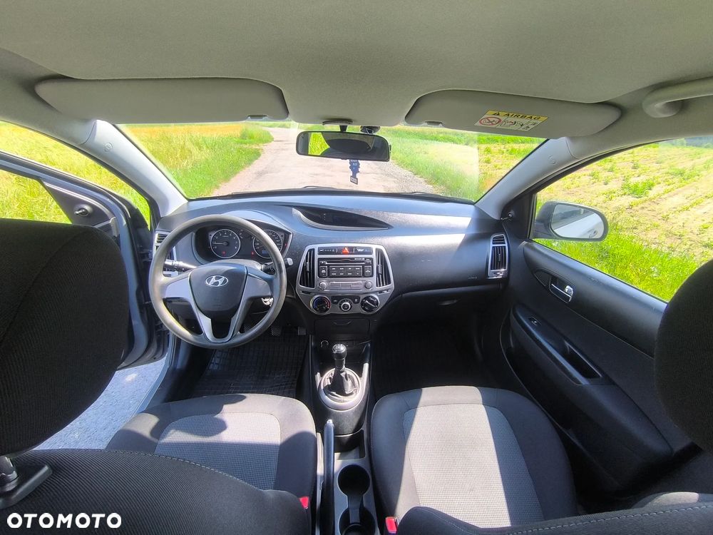 Hyundai i20 1.25 Classic + - 10