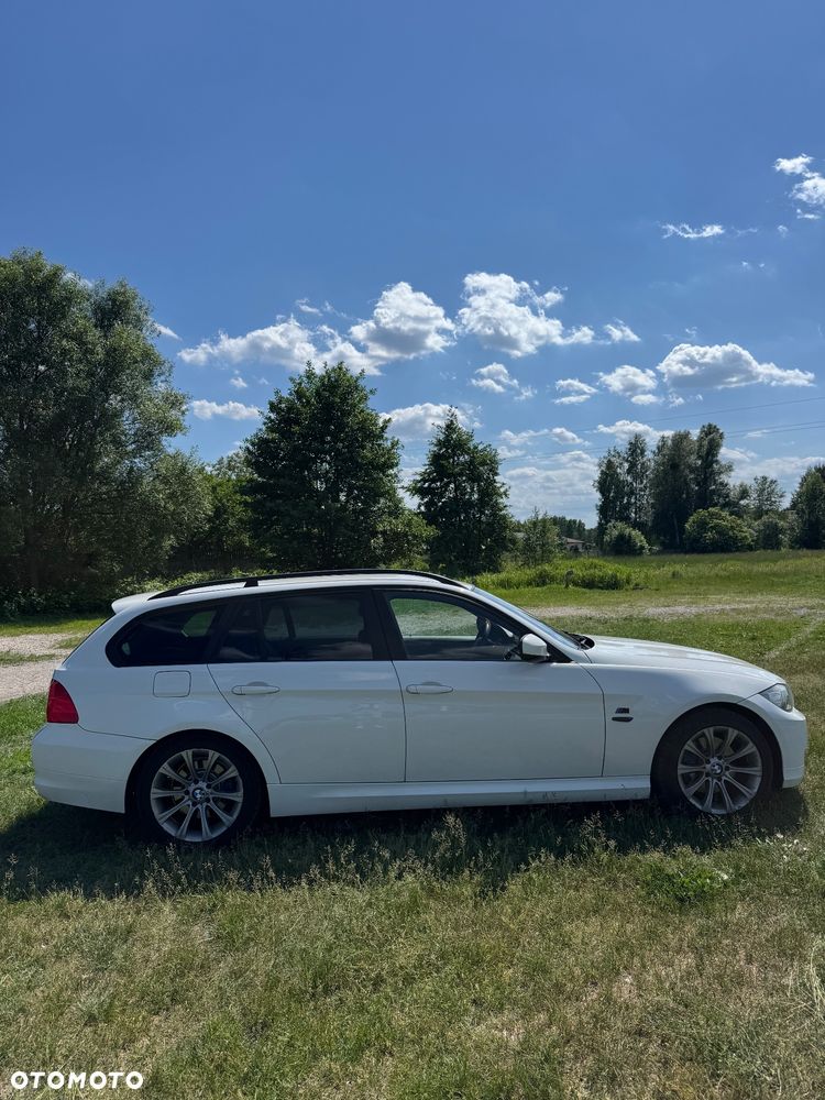BMW Seria 3 320d - 6