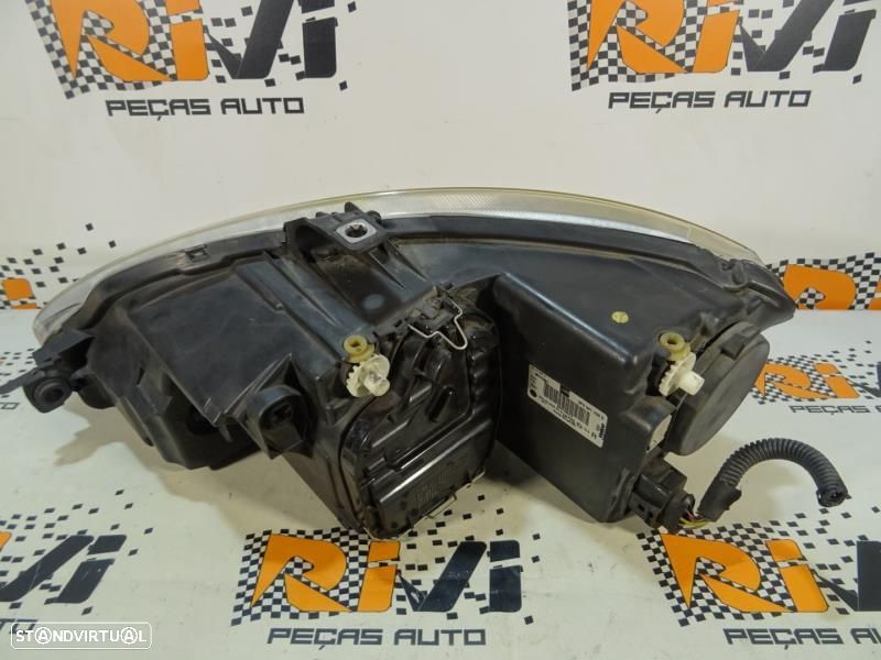 Ótica / Farol Direito Seat Altea (5P1)  5P2941006d / 89315821S / 5P2 9 - 6