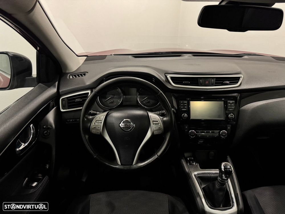 Nissan Qashqai 1.5 dCi N-Connecta 18 - 8