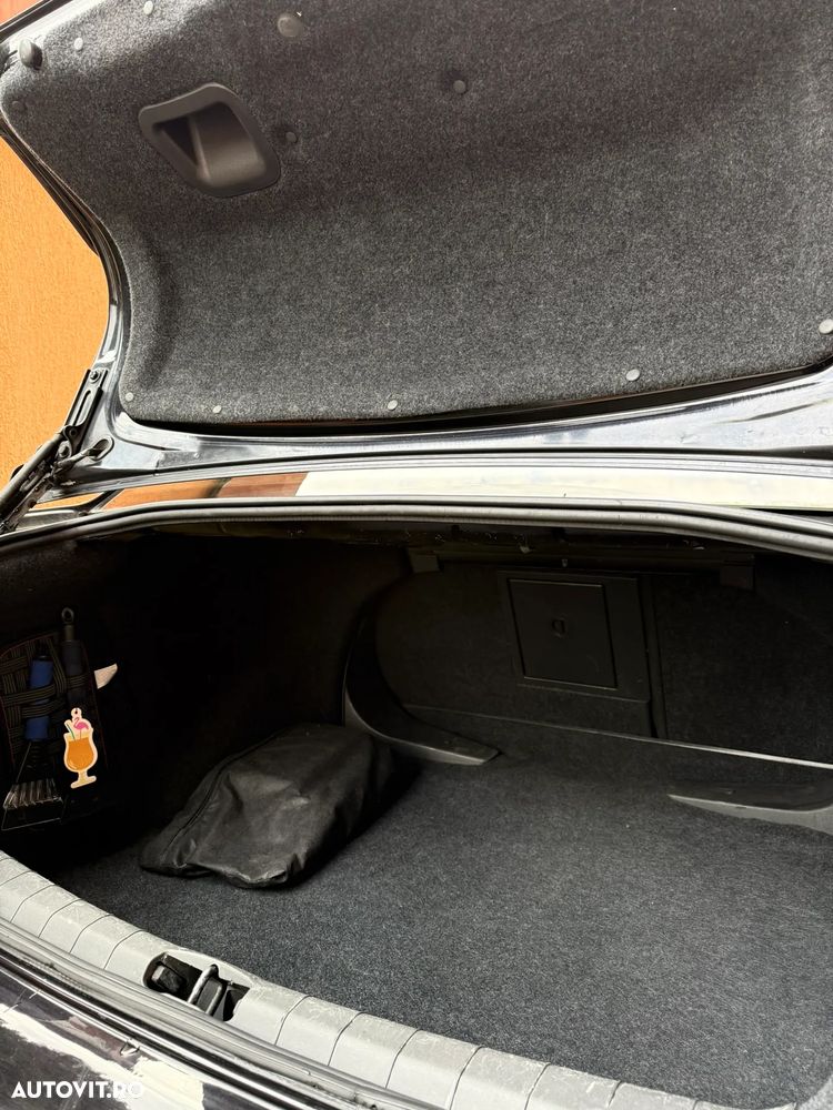 Opel Vectra 1.9 CDTI Essentia - 8