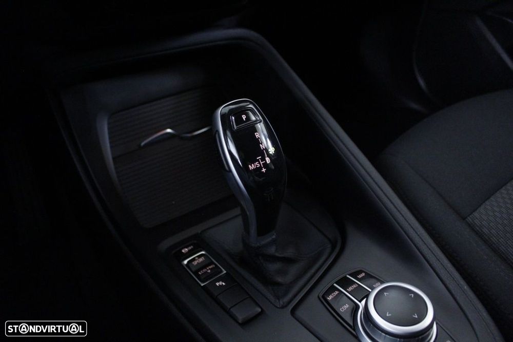 BMW X1 16 d sDrive Auto - 33