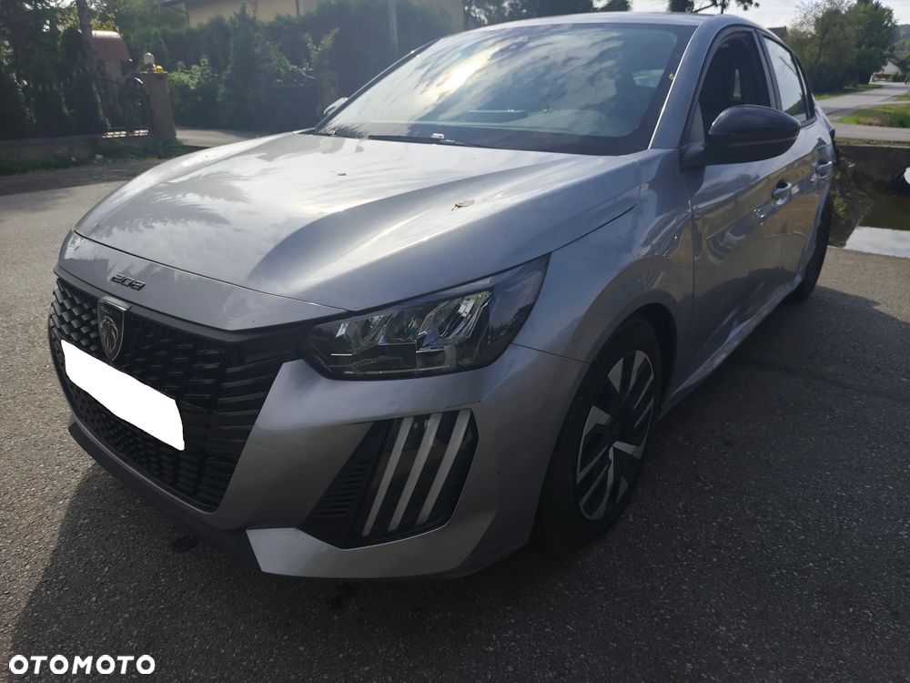 Peugeot 208 - 16