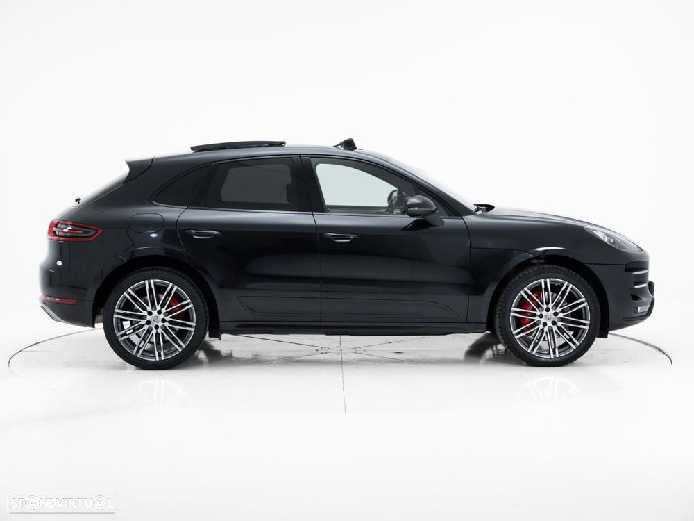 Porsche Macan Turbo — fotografia 2