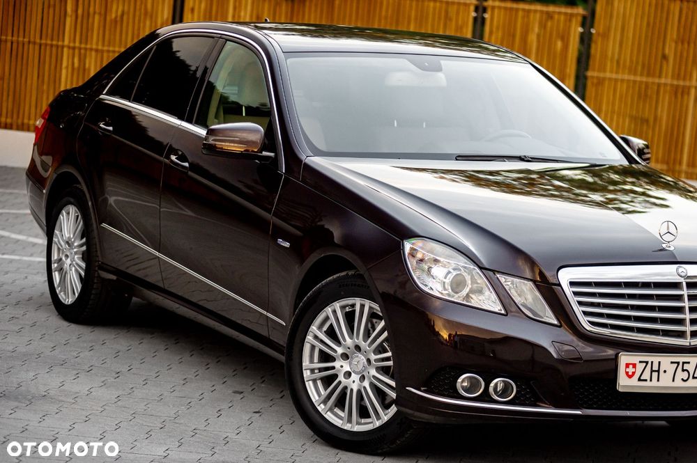 Mercedes-Benz Klasa E 350 CDI BlueEff Elegance - 4