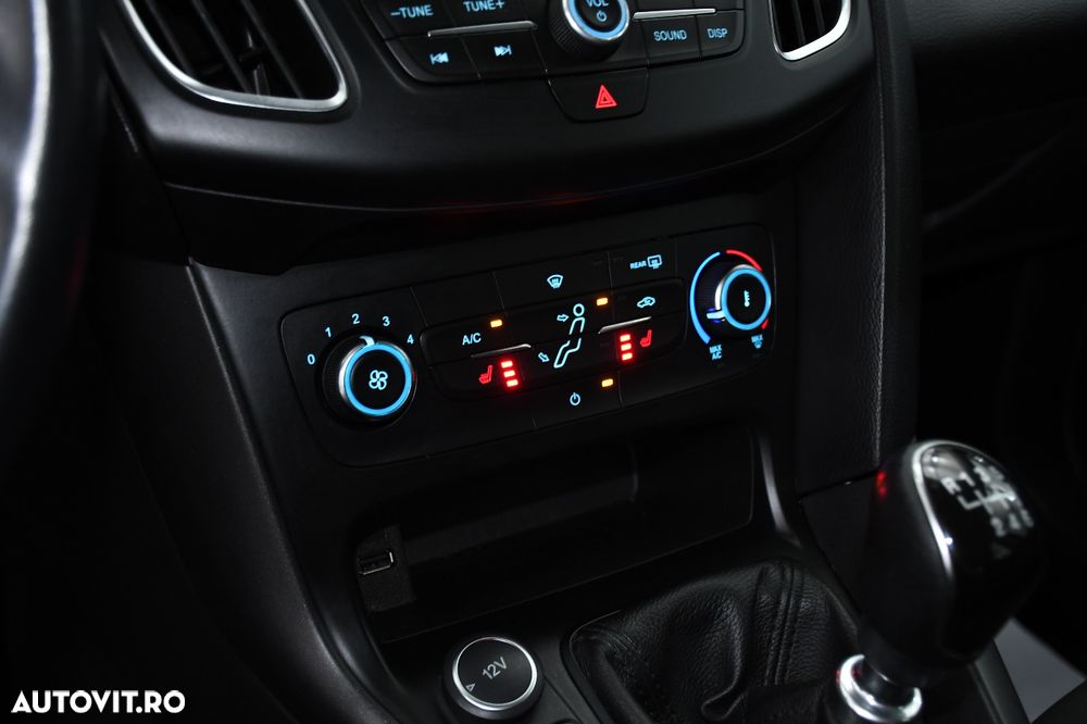 Ford Focus 1.5 EcoBoost Start-Stopp-System Business Edition - 11