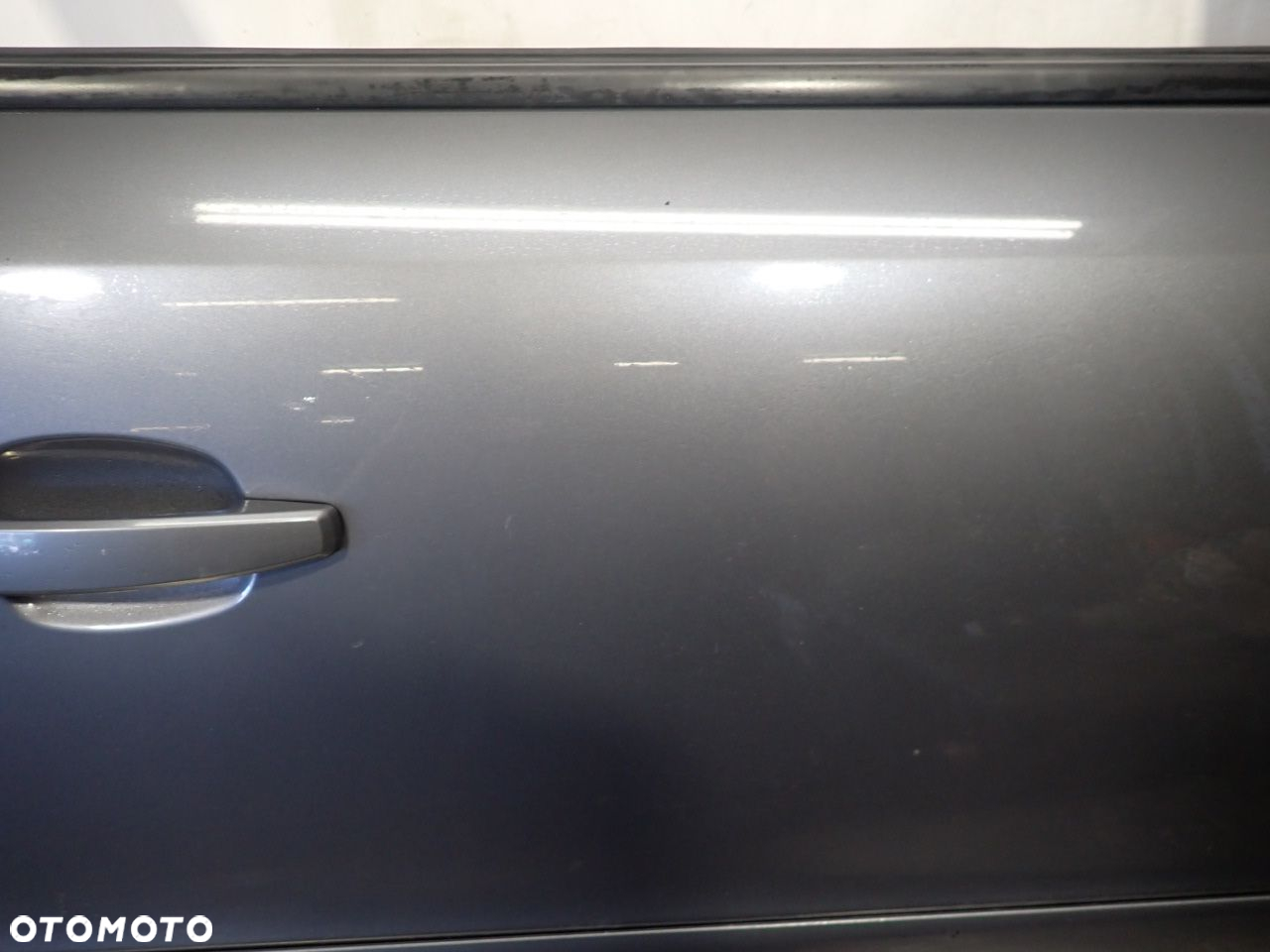 DRZWI PRAWY PRZÓD OPEL ZAFIRA B 1.9 - 6