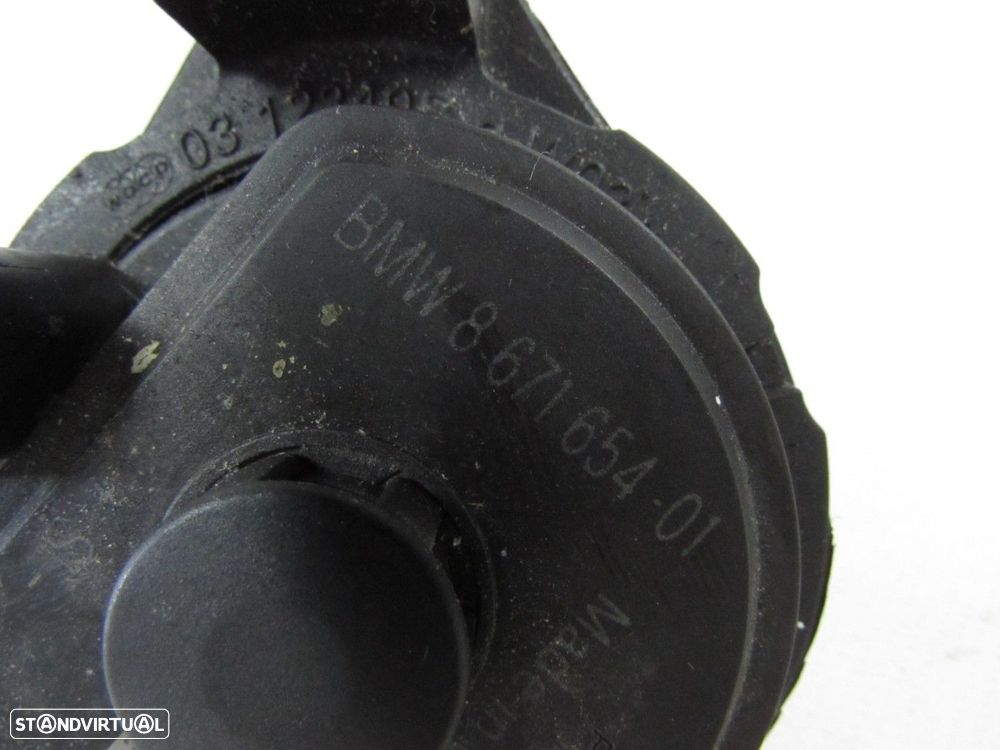 Bomba de Água Suplementar Seminovo/ Original BMW 1 (F20)/BMW 3 (F30, F80)/BMW 3... - 3