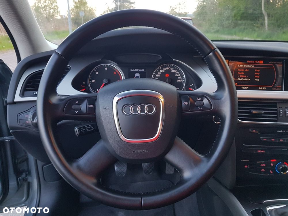 Audi A4 Limousine 2.0 TDI DPF Ambition - 27