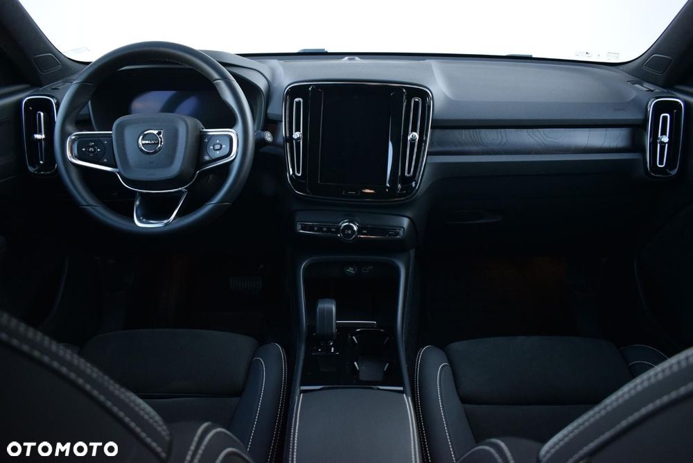 Volvo XC 40 - 12