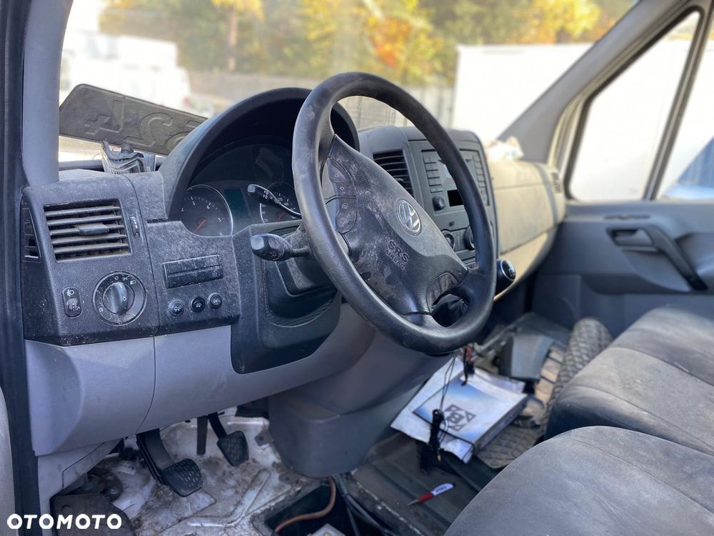 Volkswagen CRAFTER - 21