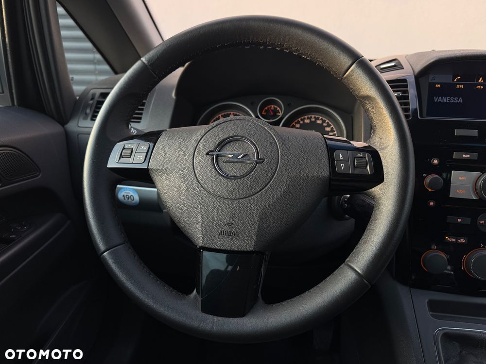 Opel Zafira 1.8 Enjoy - 10
