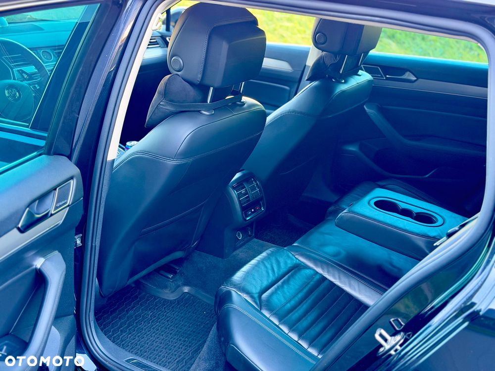 Volkswagen Passat 2.0 TDI BMT 4Mot Highline DSG - 9