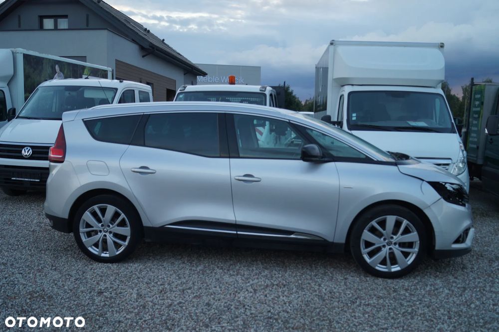 Renault Grand Scenic - 3