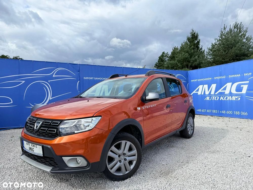 Dacia Sandero Stepway TCe 90 (S&S) Celebration - 1