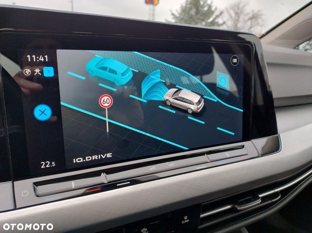 Volkswagen Golf Variant - 26