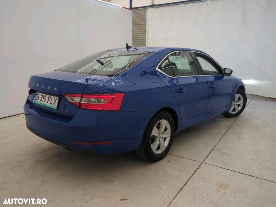 Skoda Superb - 2