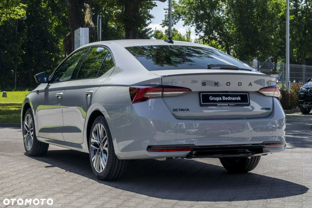 Skoda Octavia - 10