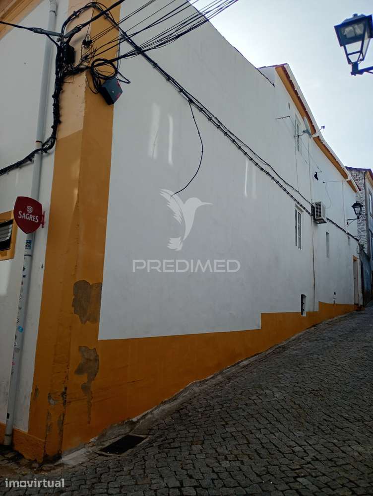 Moradia 1º andar - Grande imagem: 2/3