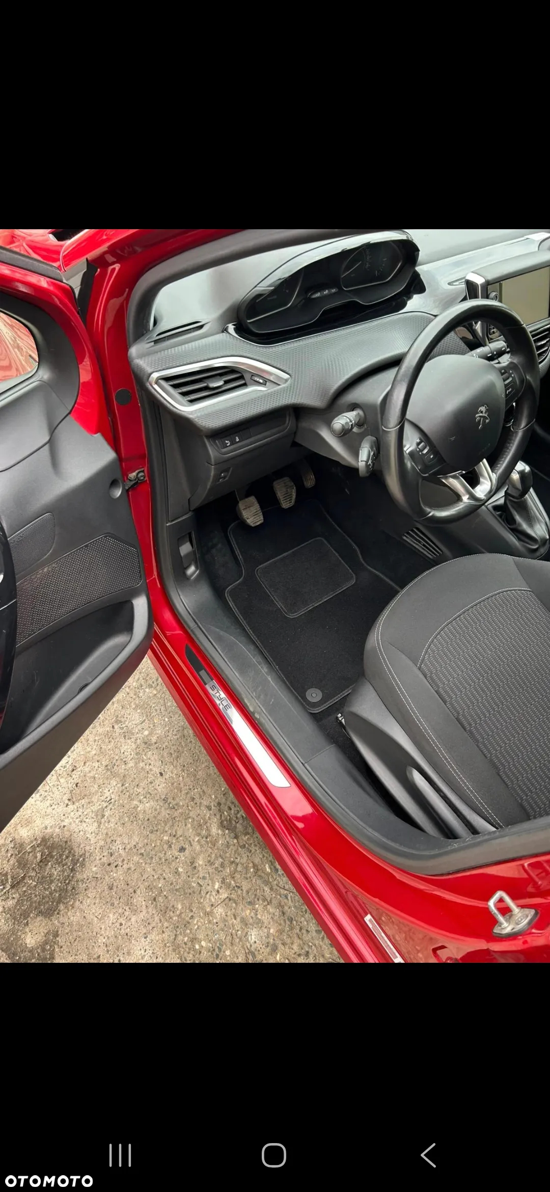 Peugeot 208 1.2 PureTech Style - 20