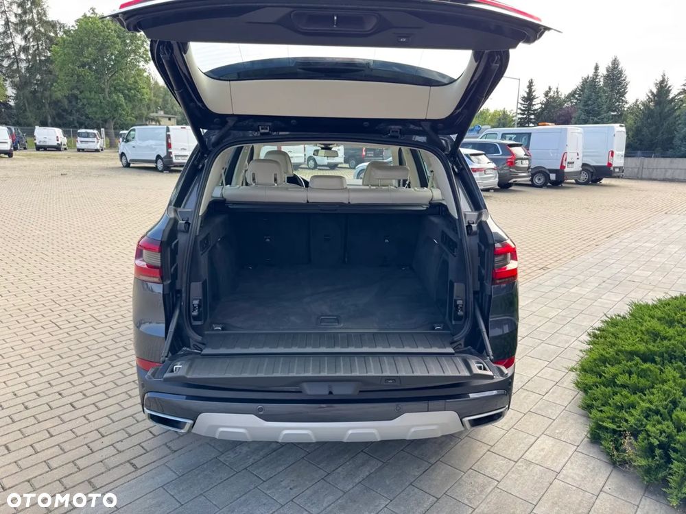 BMW X5 xDrive25d - 11