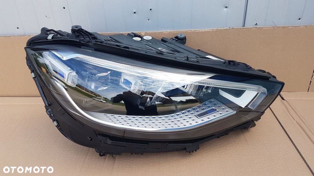 LAMPA PRZÓD PRAWA MERCEDES W223 S-KLASA DIGITAL LIGHT FULL LED A2239063405 - 2