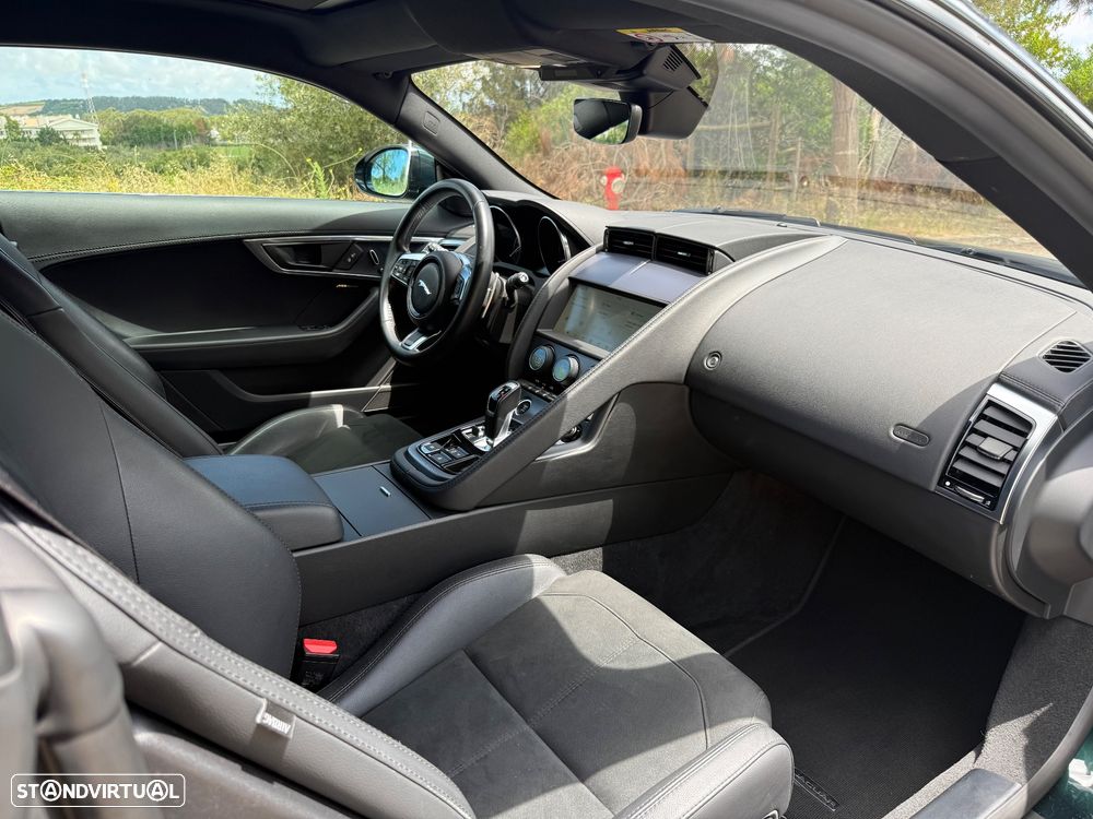 Jaguar F-Type P300 Aut. R-Dynamic - 24