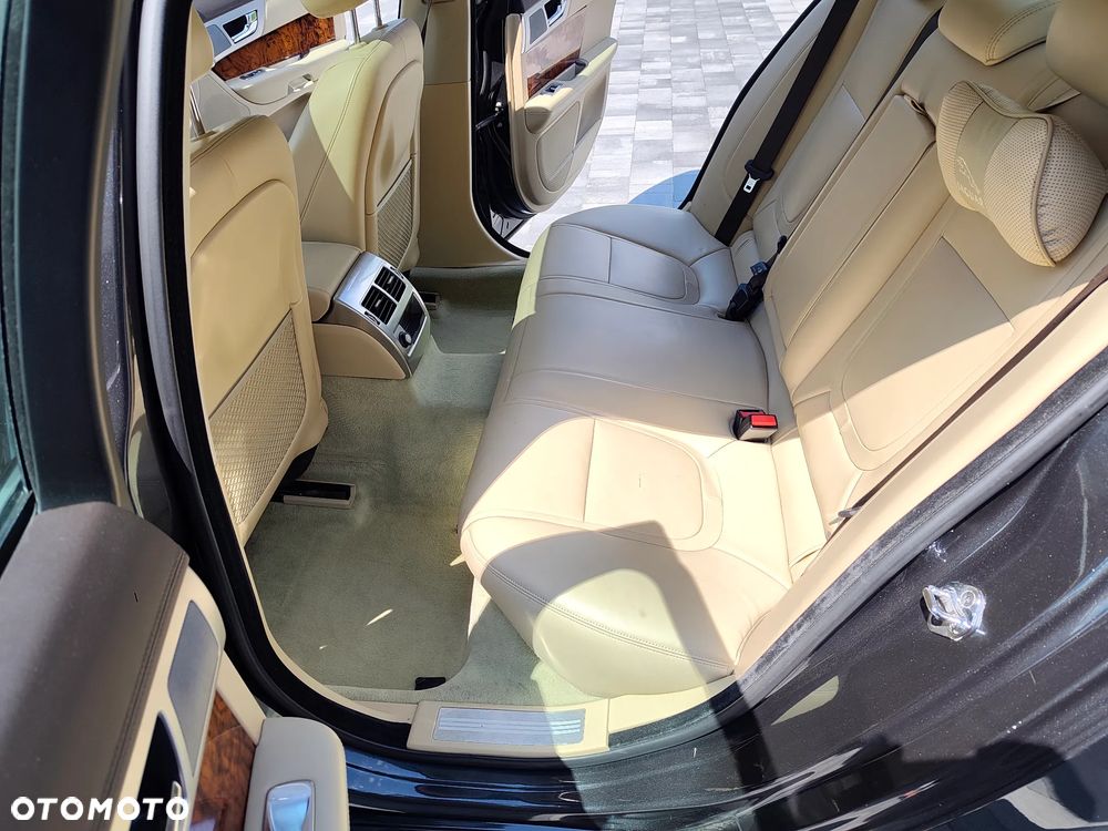 Jaguar XF 3.0 V6 S Luxury - 23