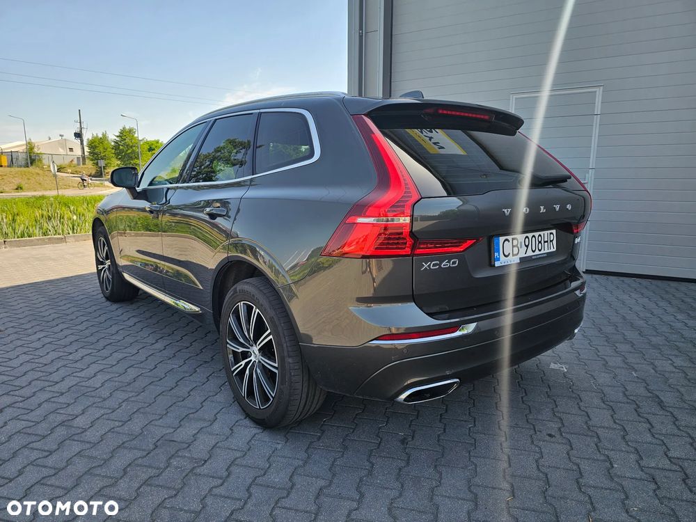 Volvo XC 60 D4 AWD Momentum - 8
